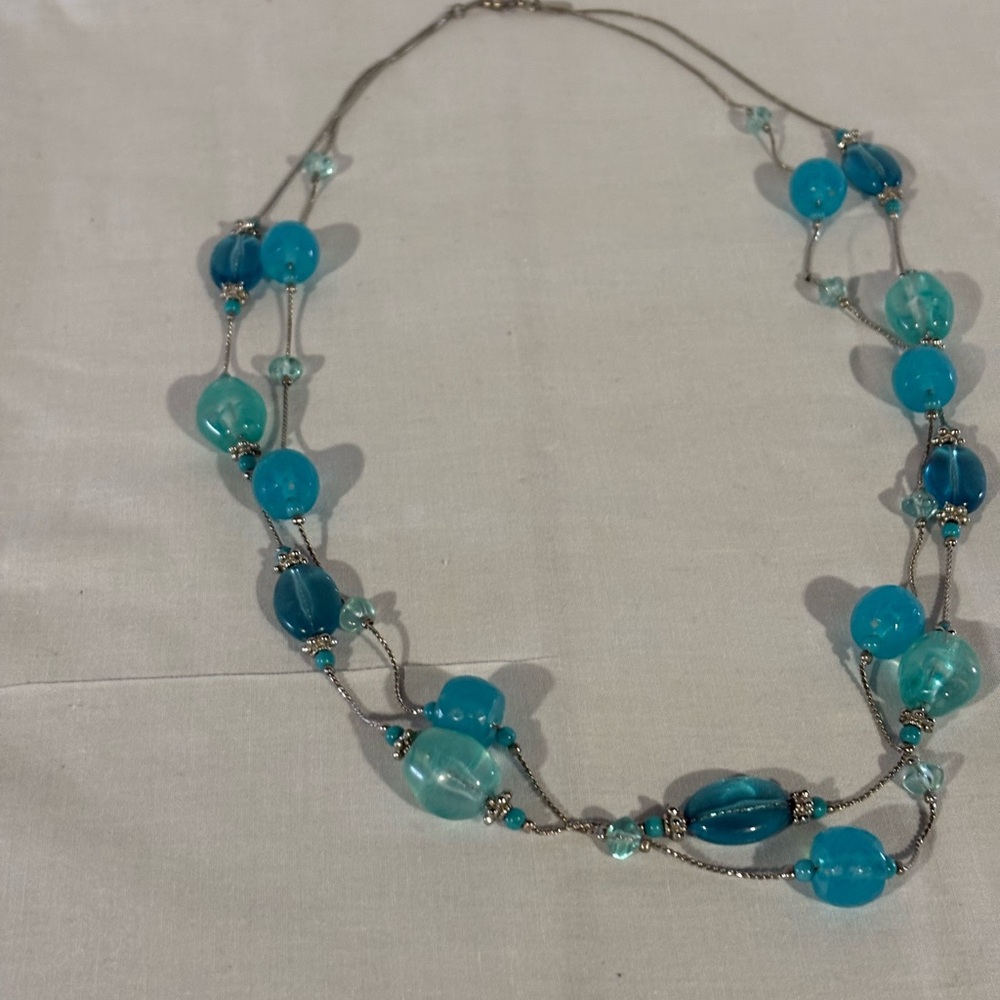 Elegant Blue Beaded Necklace
